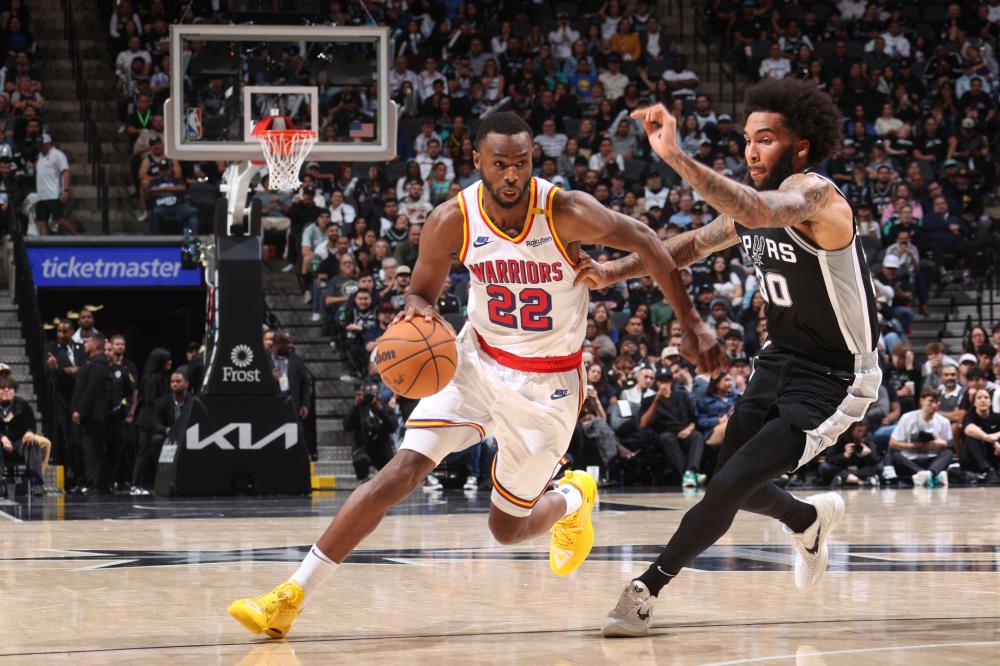 两队球迷都 两队球迷都