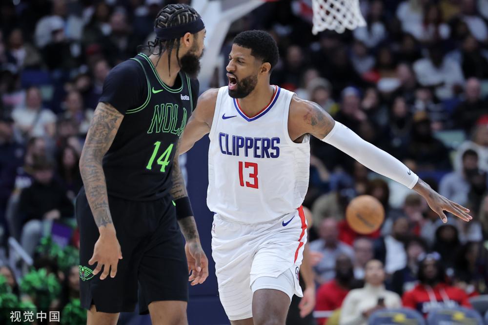 关注社交媒 关注社交媒