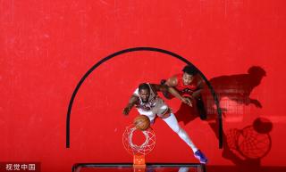 球员之间可 球员之间可